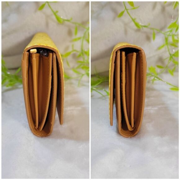 Authentic NIB MCM Crocodile-Embossed Leather Wallet - GIFTABLE - Picture 15 of 17